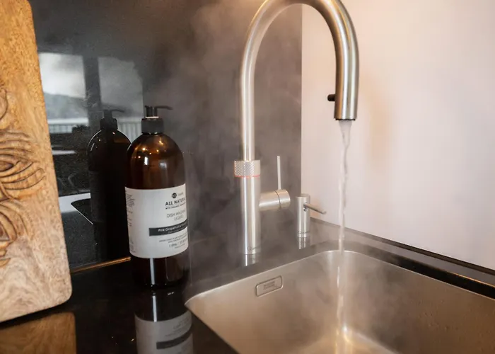 Bijou Side Terrace - Panorama-terrasse Mit Seeblick * Leissigen