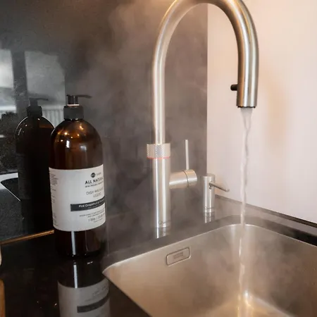 Bijou Side Terrace - Panorama-terrasse Mit Seeblick * Leissigen